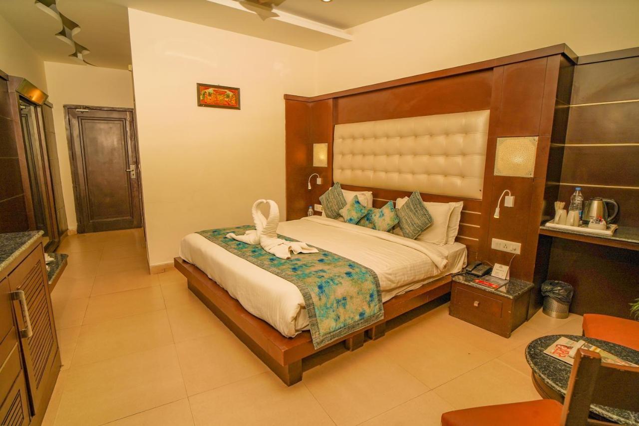 Excel Hotels And Resorts Bhīm Tāl Exterior foto